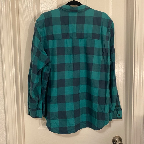 Universal Thread Flannel - Picture 3 of 4